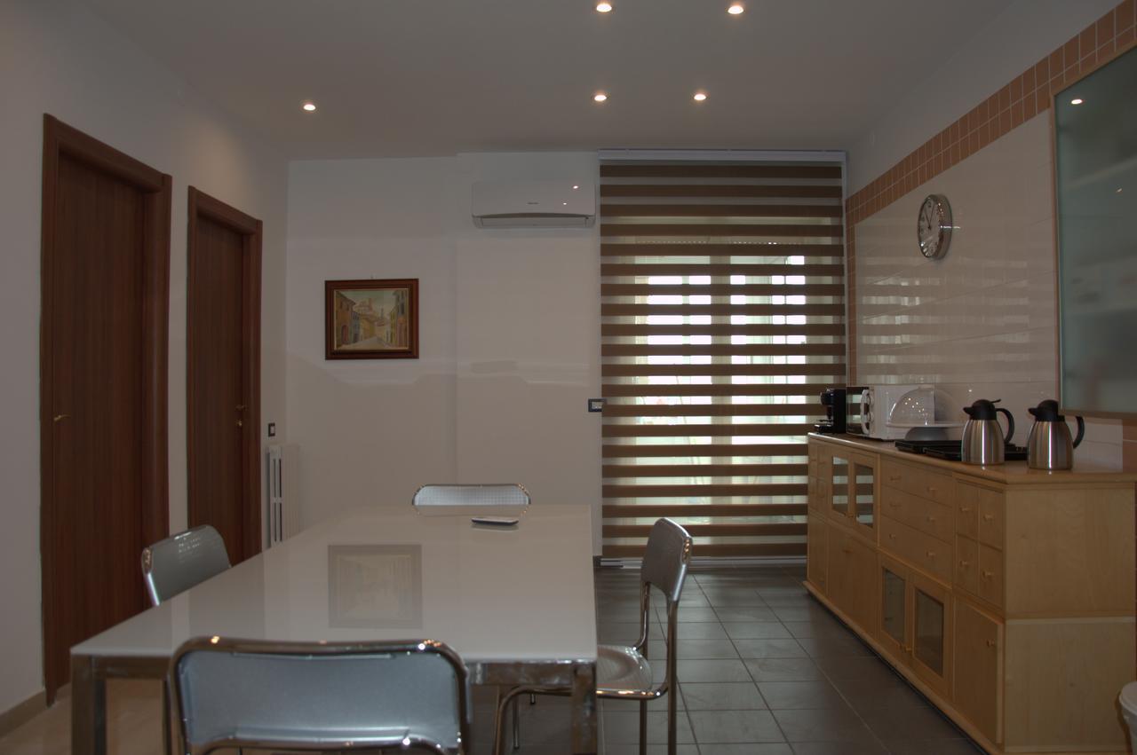 B&B "San Paolo" Neapel Exterior foto